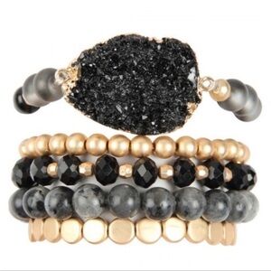 🆕Druzy Elegant Black and Gold 5pce Beaded Bracelet Set